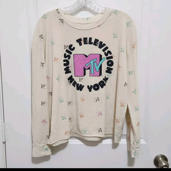 MTV Womens XL All Over Logo Cream Long Sleeve Tee Raw Hem Semi-sheer Pop Culture - Picture 1 of 4